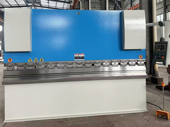 PBH SERIES PRESSBRAKE